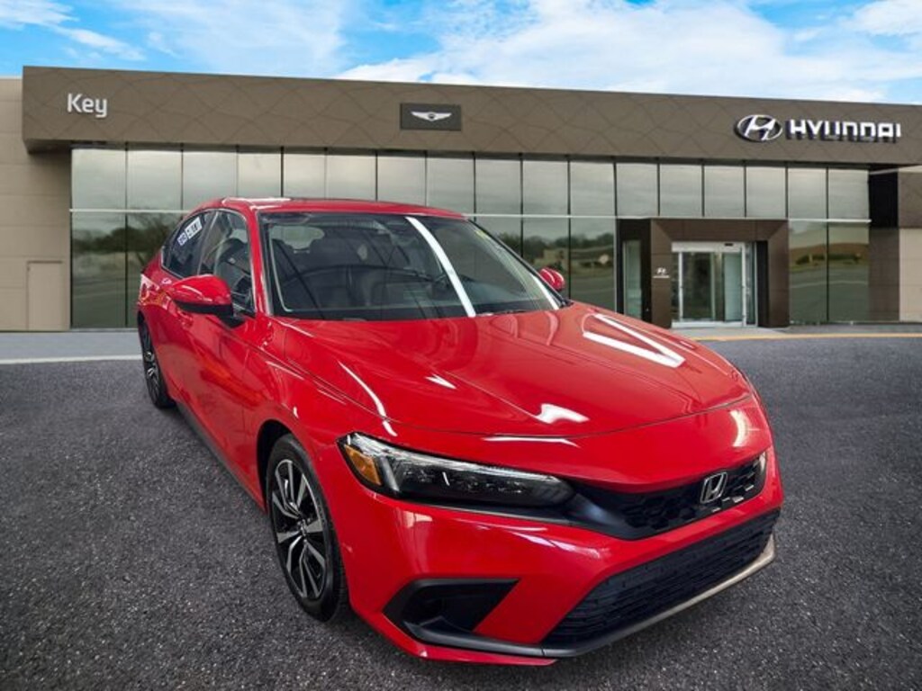 Used 2023 Honda Civic EX-L w/BSI Hatchback