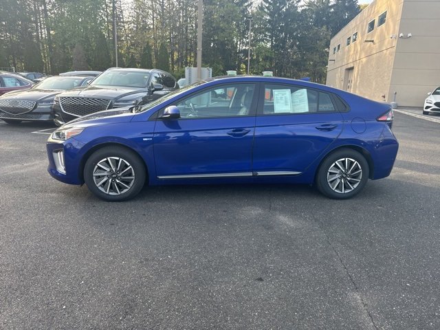 Used 2020 Hyundai IONIQ SE with VIN KMHC75LJ0LU062095 for sale in Milford, CT
