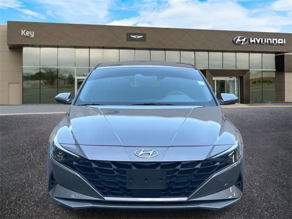 Used 2023 Hyundai Elantra SEL Sedan