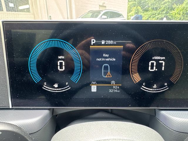 2025 Hyundai Sonata SE - Photo 12