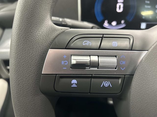 2025 Hyundai Sonata SE - Photo 16