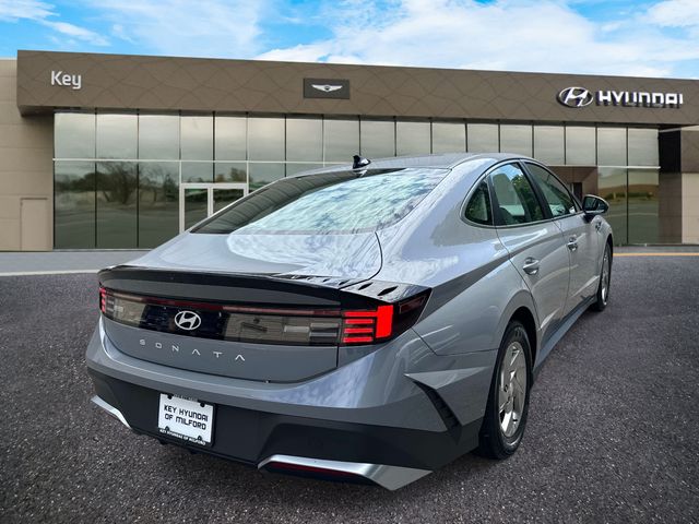 2025 Hyundai Sonata SE - Photo 6