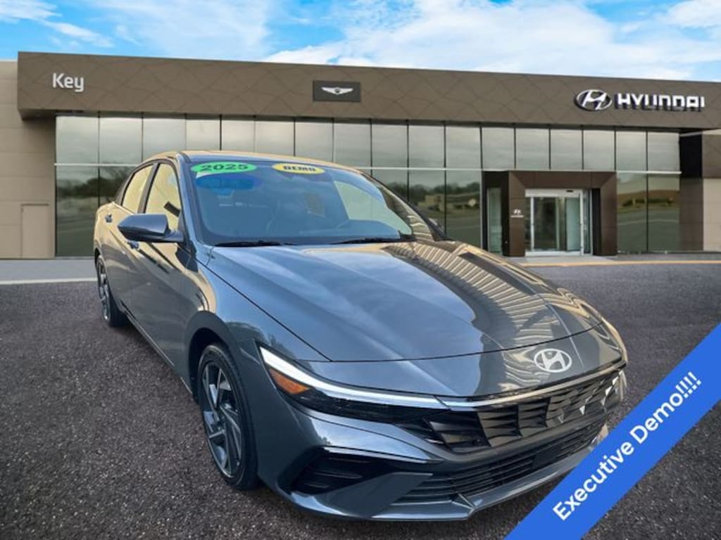 Certified 2025 Hyundai Elantra Hybrid Limited Sedan