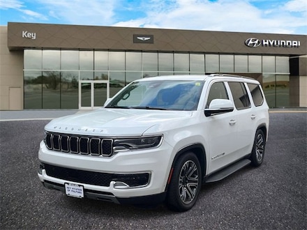 2022 Jeep Wagoneer Series III SUV