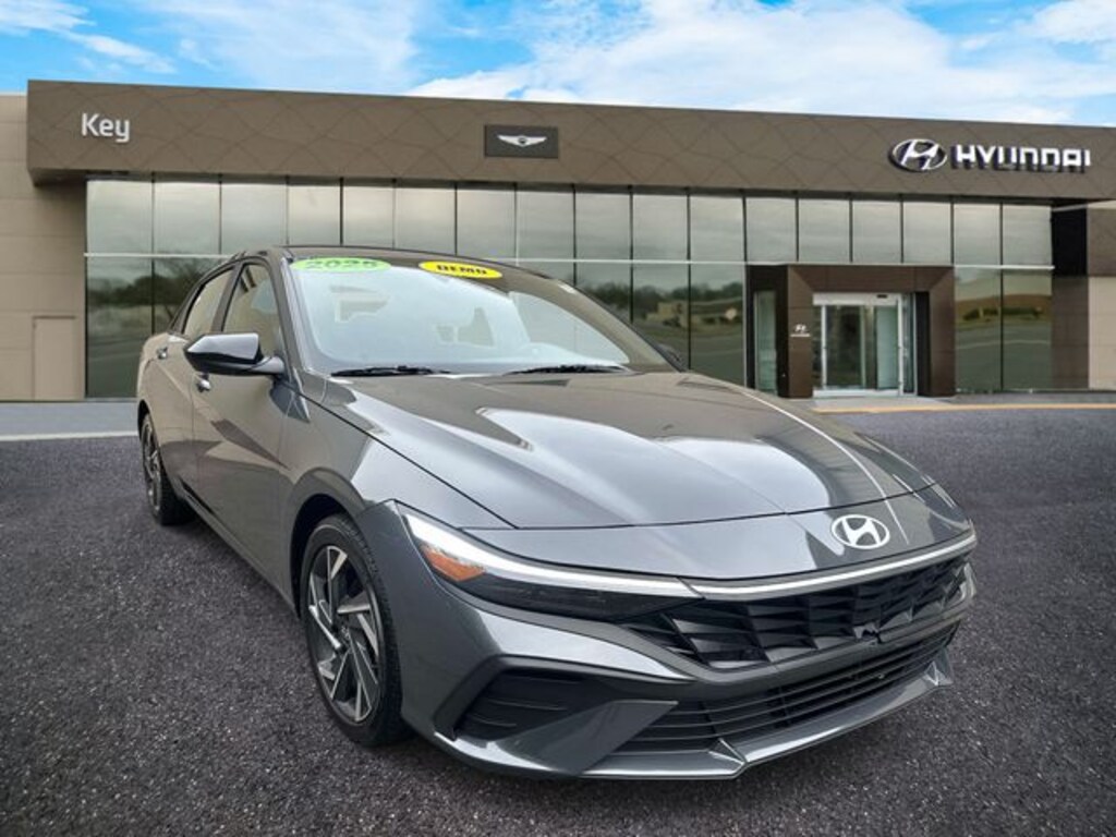 Used 2025 Hyundai Elantra SEL Sport Sedan