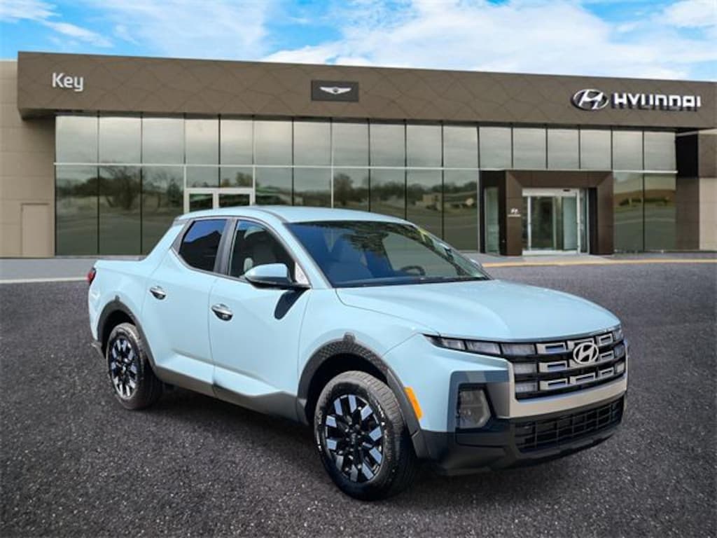 New 2025 Hyundai Santa Cruz SE Truck Crew Cab