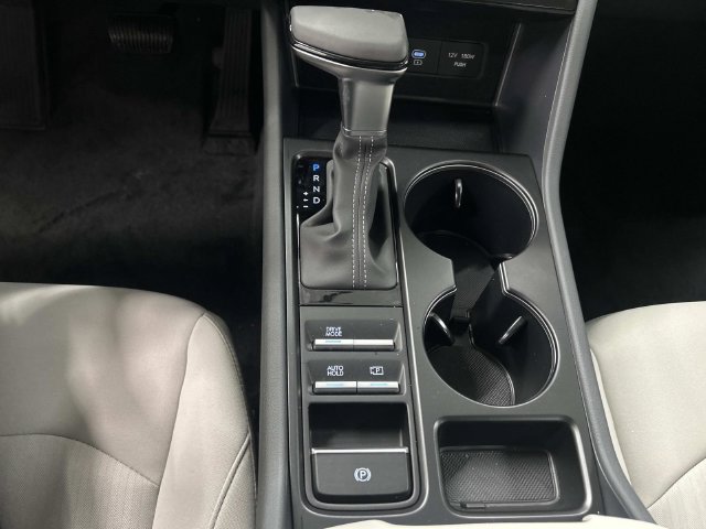 2025 Hyundai Sonata SE - Photo 28