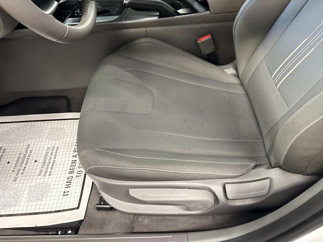 2025 Hyundai Elantra SEL - Photo 20