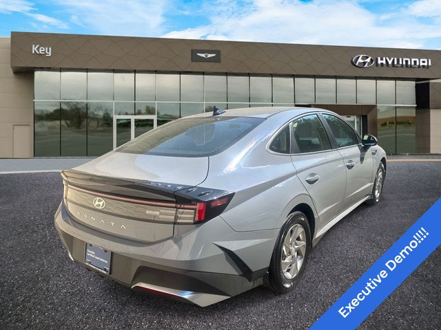 2026 Hyundai Sonata SE - Photo 5