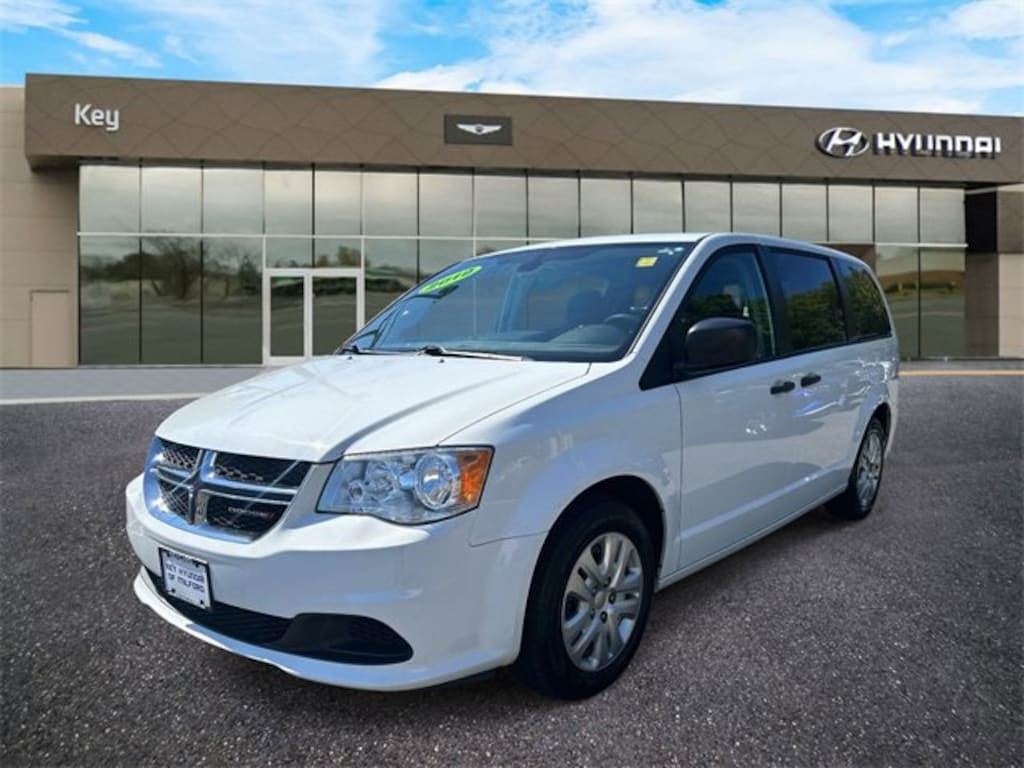 Used 2019 Dodge Grand Caravan SE Van Passenger Van