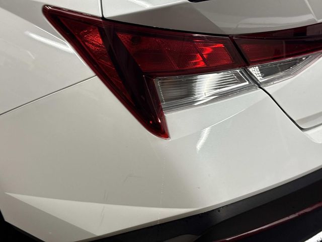 2025 Hyundai Elantra SEL - Photo 7