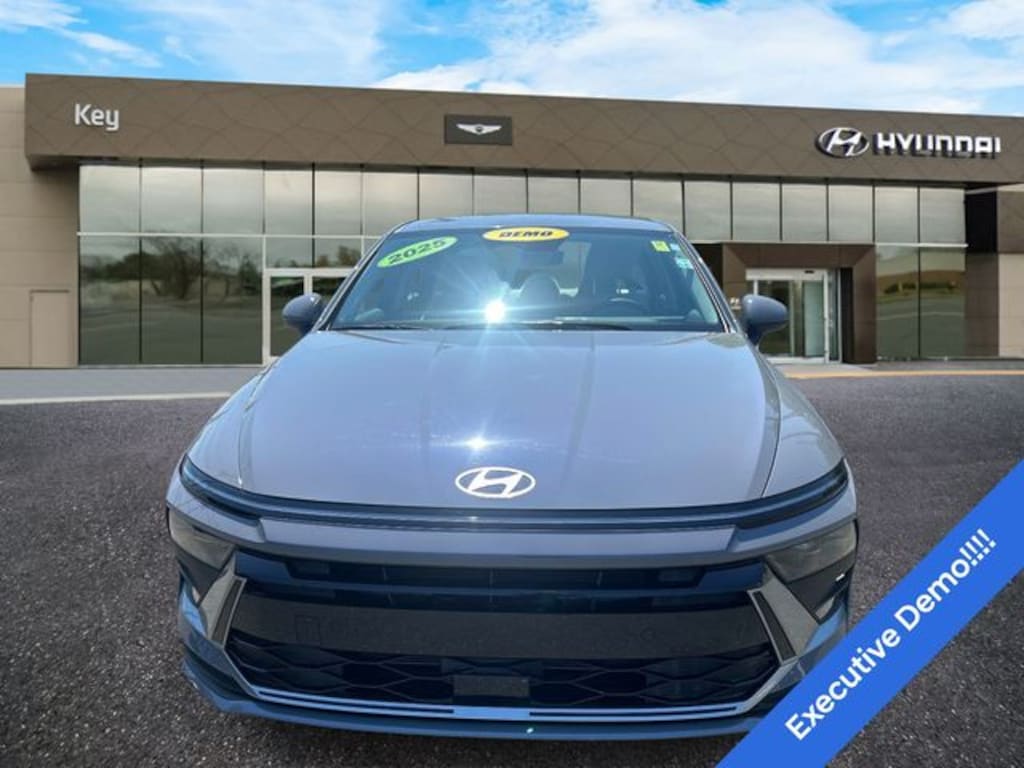 Certified 2025 Hyundai Sonata SE Sedan