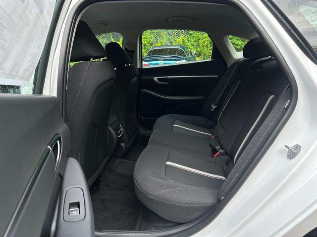 2025 Hyundai Sonata Hybrid SEL - Photo 11