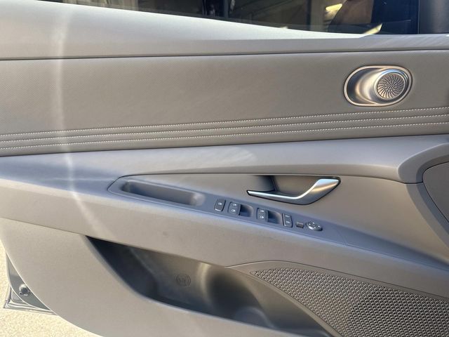 2025 Hyundai Elantra SEL - Photo 19