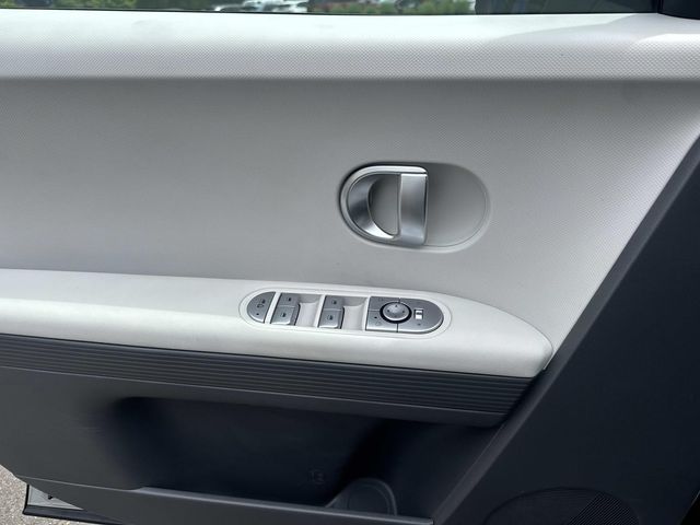 2024 Hyundai IONIQ 5 SEL - Photo 18