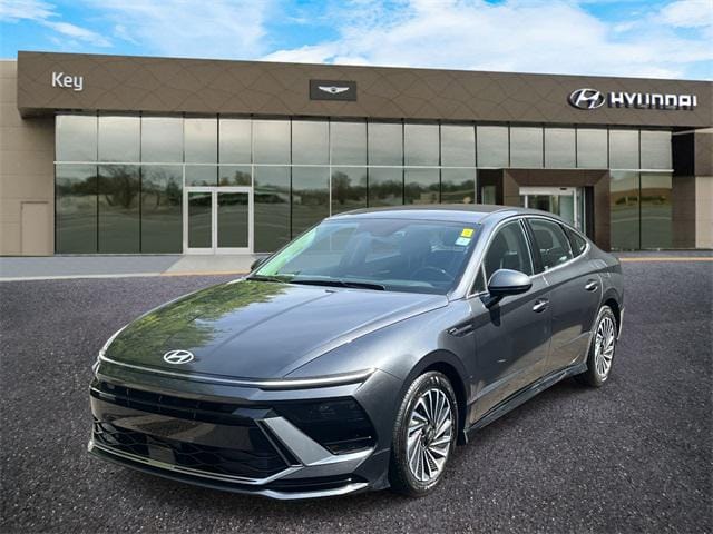 2024 Hyundai Sonata Hybrid Sedan 