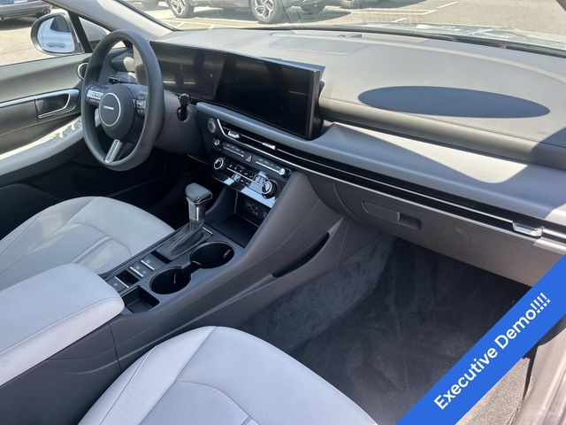 2025 Hyundai Sonata SE - Photo 26