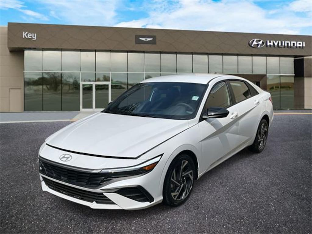 New 2025 Hyundai Elantra SEL Sport Sedan