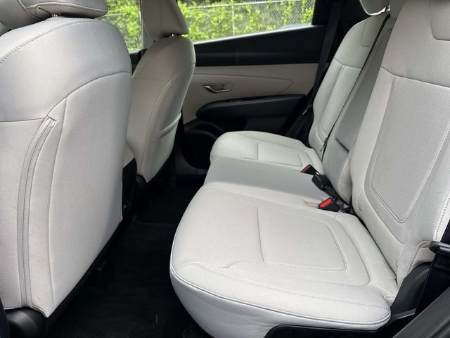 2026 Hyundai Tucson SE - Photo 17