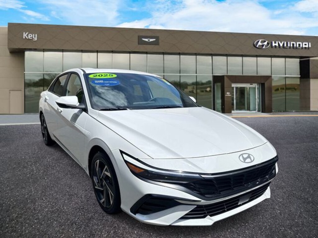 Certified 2025 Hyundai Elantra Hybrid Limited Sedan