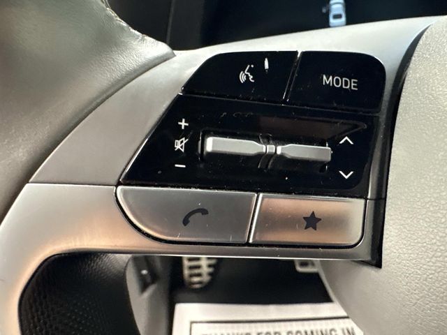 2025 Hyundai Elantra SEL - Photo 12