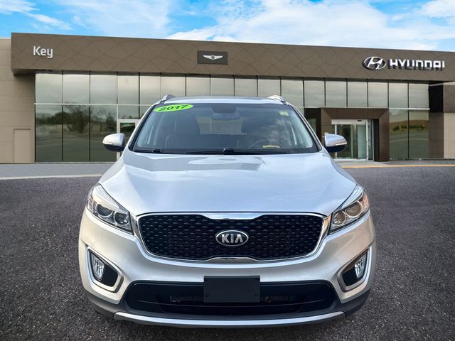Used 2017 Kia Sorento EX with VIN 5XYPHDA59HG228853 for sale in Milford, CT