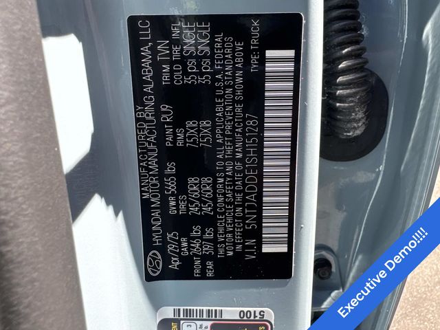 2025 Hyundai Santa Cruz SE - Photo 28