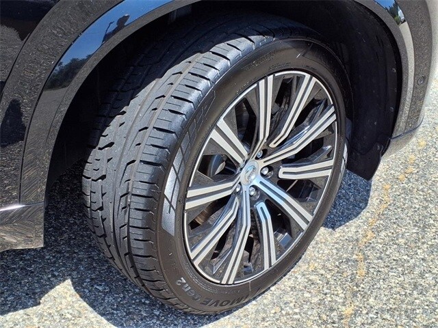2023 Volvo XC90 AWD Plus photo 3