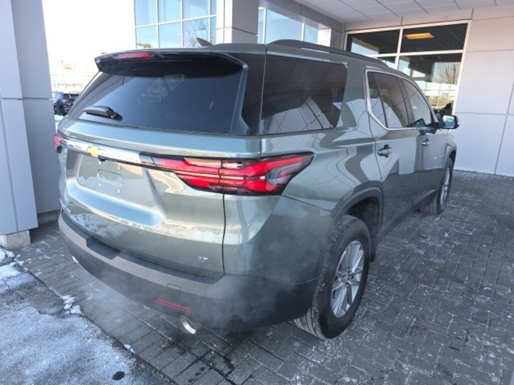 Used 2023 Chevrolet Traverse LT SUV