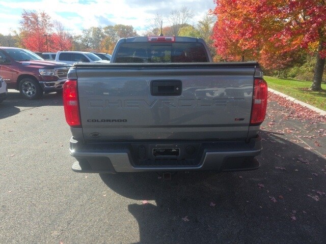 2022 Chevrolet Colorado LT photo 3