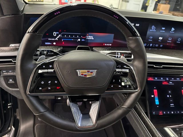 2025 Cadillac Escalade V-Series - Photo 13