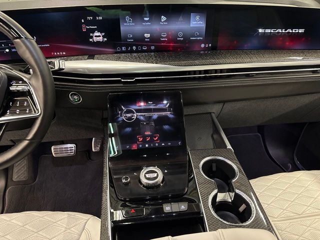 2025 Cadillac Escalade V-Series - Photo 19