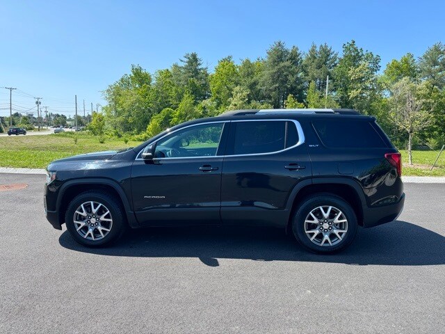 2023 Gmc Acadia SLT photo 2