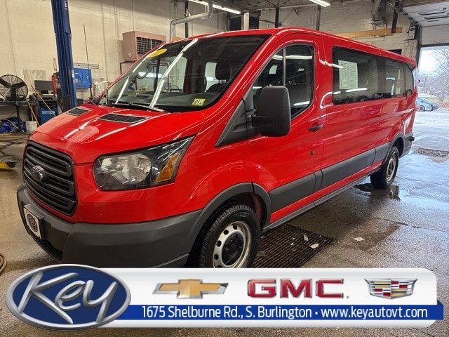 2017 Ford Transit XL's photo