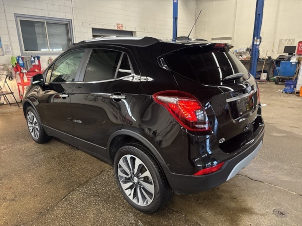 Used 2022 Buick Encore Preferred SUV