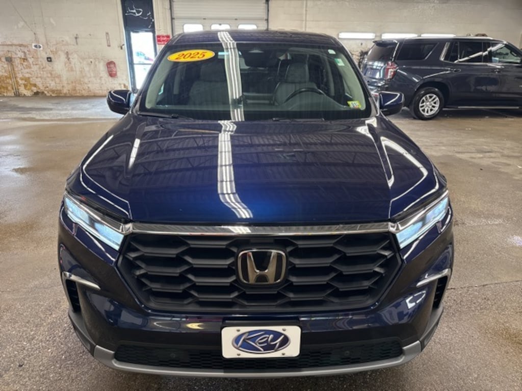 Used 2025 Honda Pilot EX-L SUV