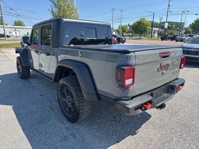 2023 Jeep Gladiator Mojave photo 2