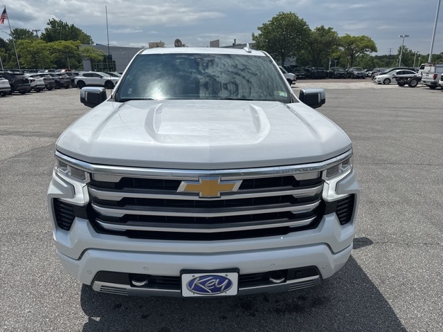 Used 2023 Chevrolet Silverado 1500 High Country with VIN 1GCUDJE85PZ222727 for sale in Burlington, VT