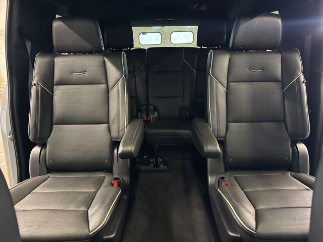 2023 Cadillac Escalade ESV Sport - Photo 29
