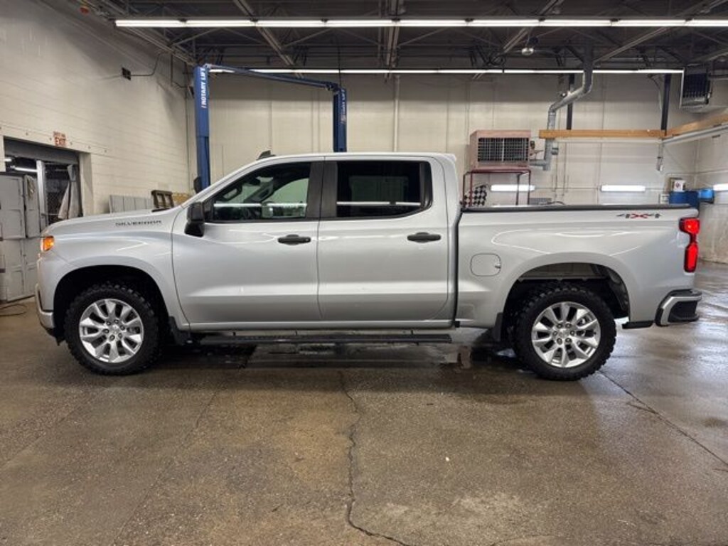 Used 2022 Chevrolet Silverado 1500 LTD Custom Truck