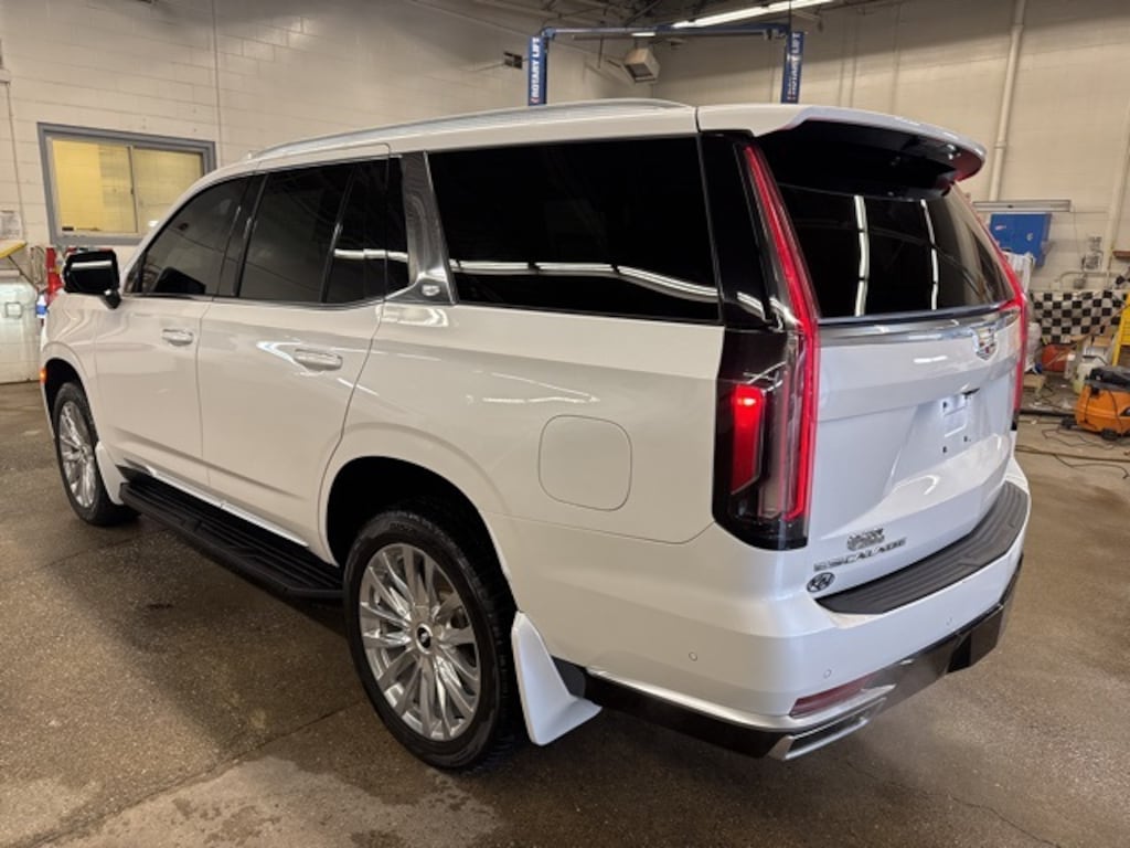 Used 2022 Cadillac Escalade Premium Luxury SUV