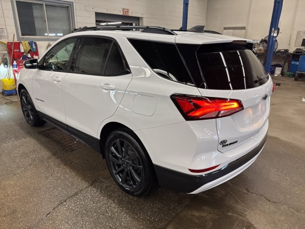 Used 2023 Chevrolet Equinox RS SUV