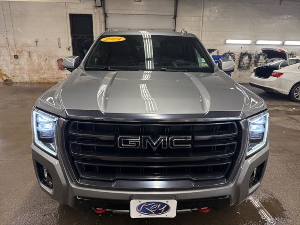 Used 2024 GMC Yukon AT4 SUV