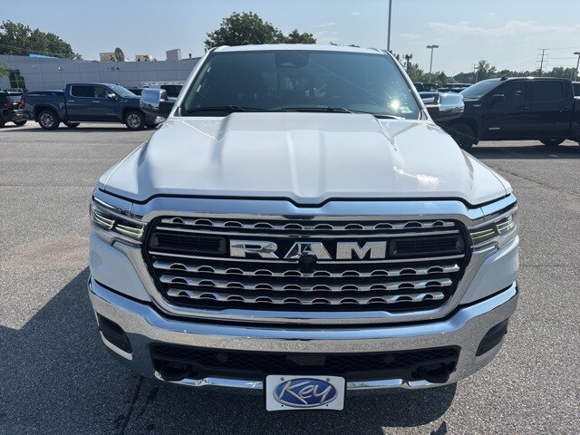 2025 Ram 1500 Limited photo 2