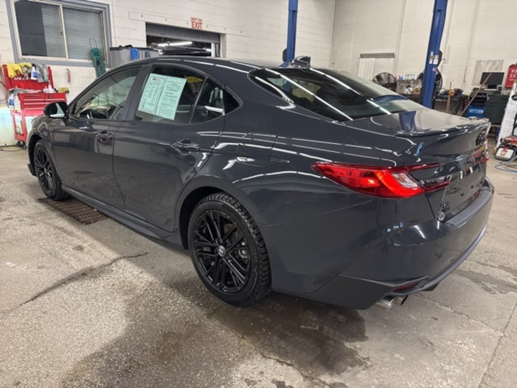 Used 2025 Toyota Camry SE Sedan