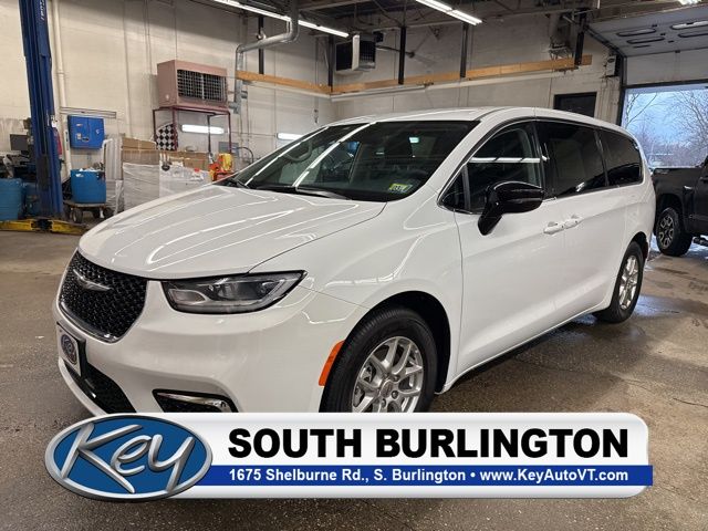 2024 Chrysler Pacifica