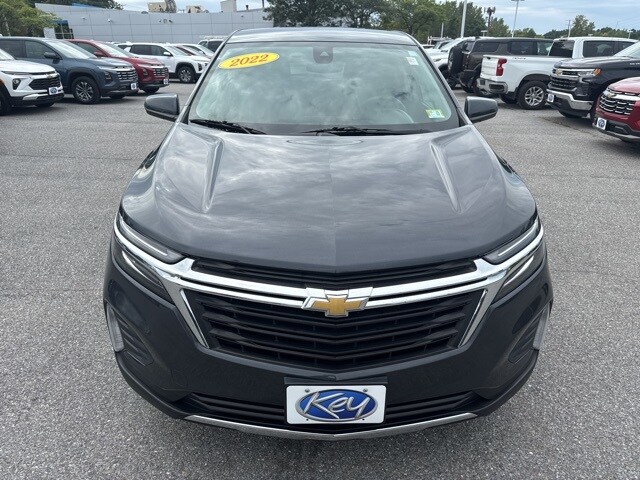 2022 Chevrolet Equinox LT photo 2
