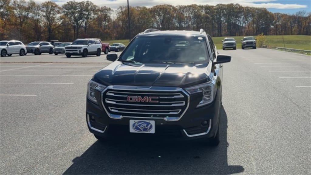 Used 2023 GMC Terrain SLT SUV