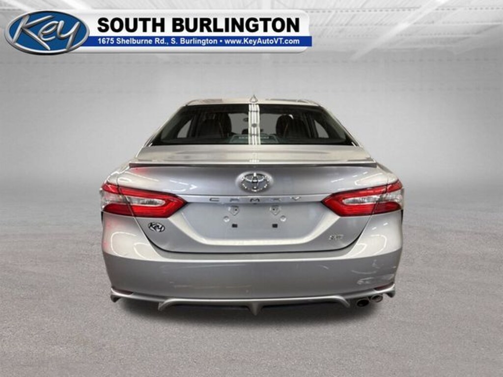 Used 2019 Toyota Camry SE Sedan