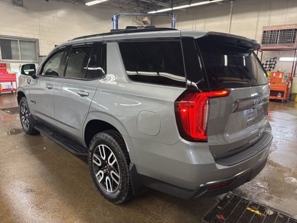 Used 2024 GMC Yukon AT4 SUV